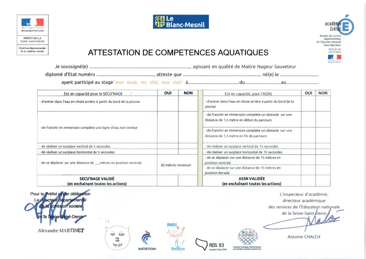 Attestation de compétences aquatiques délivrée par le Préfet de la Seine-Saint-Denis, validant les aptitudes d'un maître nageur sauveteur.