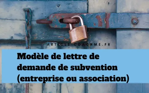 Modèle de lettre de demande de subvention mairie pour association. Un cadenas ferme une porte bleue délavée, symbolisant l'accès aux fonds.