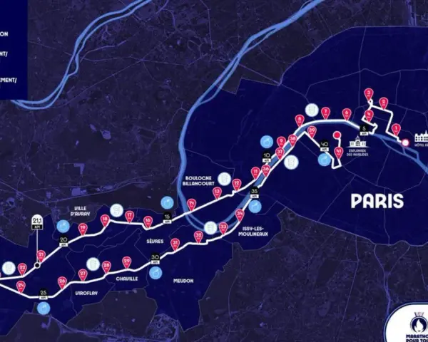 Carte du parcours du marathon de Paris avec des points de ravitaillement et de rafraîchissement.