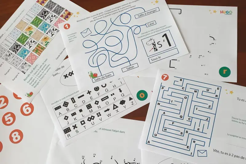 Jeux et énigmes pour un enfant de 12 ans : labyrinthes, rébus, codes secrets et jeux de piste pour une chasse au trésor amusante.